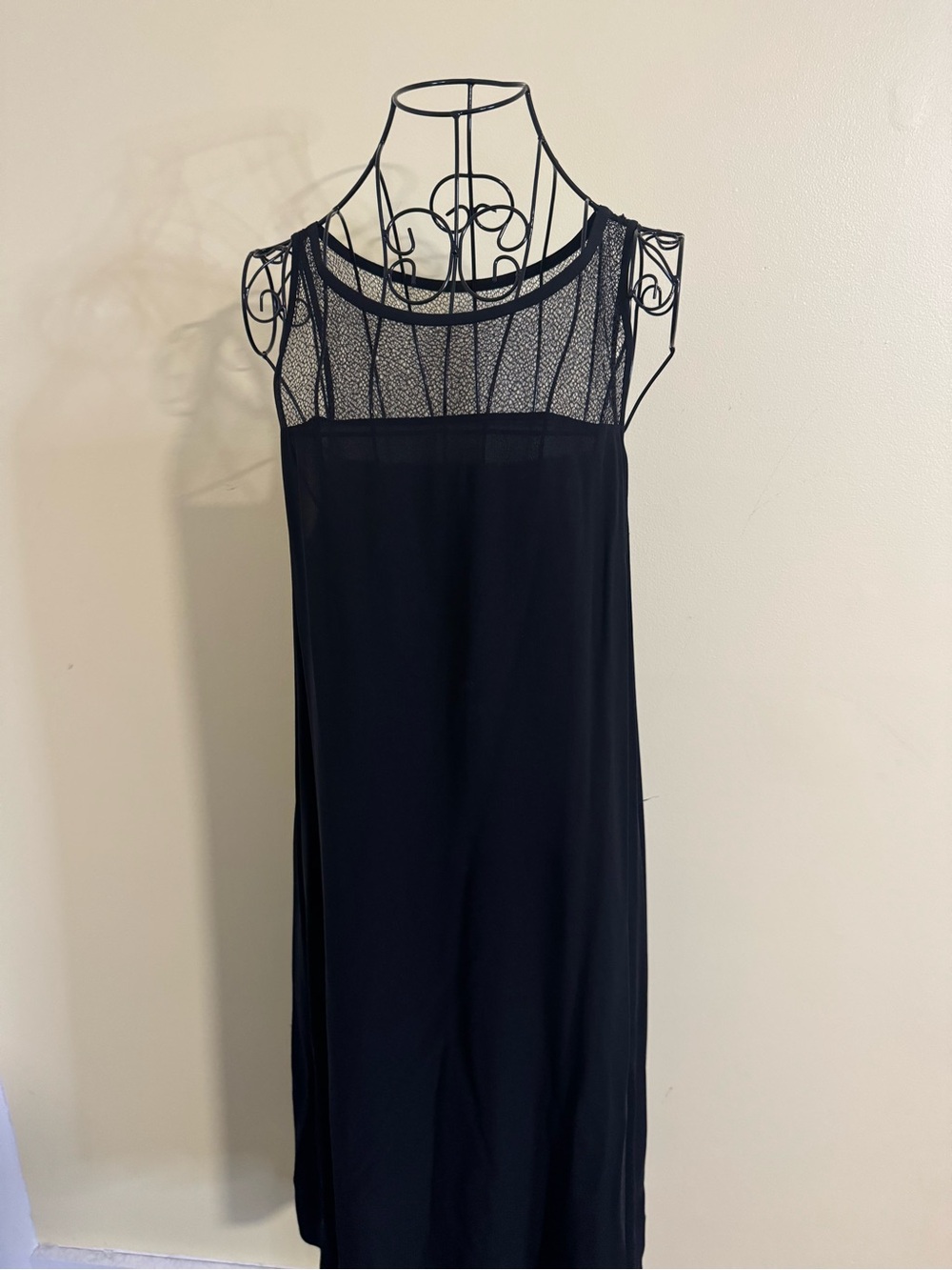 Eileen Fisher Black Crepe Sleeveless Dress Size Medium - Picture 1 of 8